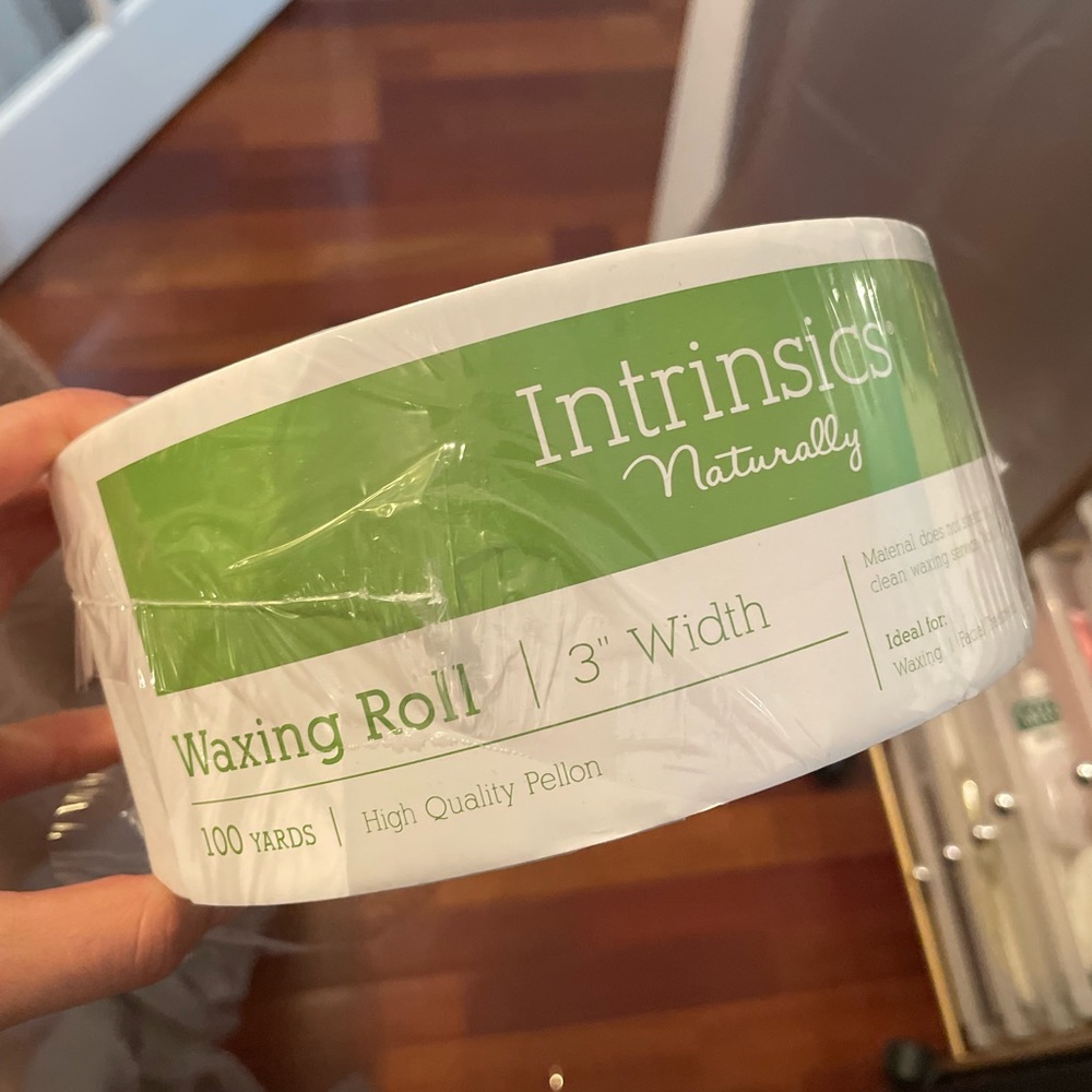 Soft wax strip roll